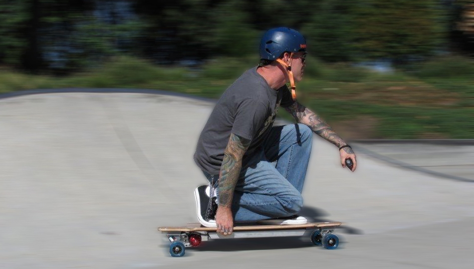 Metrooard slim electric longboard in action
