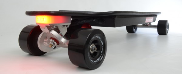 Metroboard Slim Electric Longboard BLACK STEALTH - Iso Rear